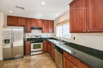 7423 Scottish Castle Ave in Las Vegas, NV - Building Photo - Building Photo