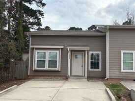 16839 Balmoral St in Montgomery, TX - Building Photo