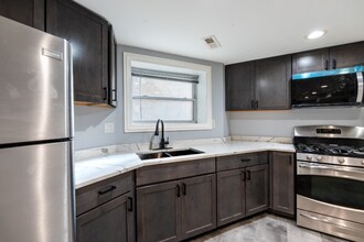 4426 N Bernard St in Chicago, IL - Building Photo - Building Photo