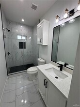 2305 E Viviana St in Edinburg, TX - Building Photo - Building Photo