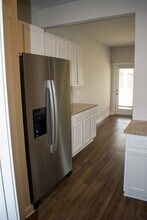 4098 Textile Ln in Huntsville, AL - Building Photo - Building Photo