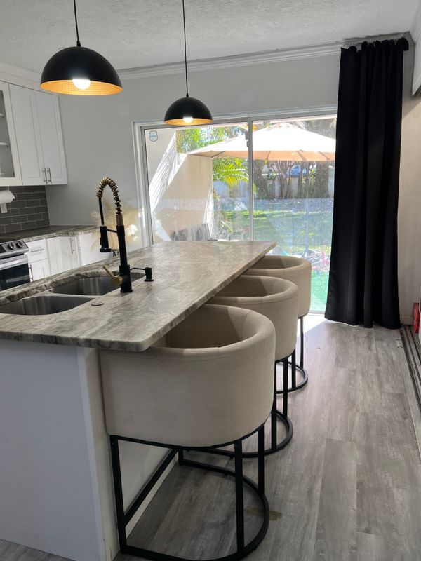 5080 Elmhurst Rd in West Palm Beach, FL - Foto de edificio - Building Photo