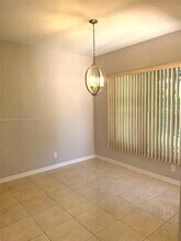312 Talia Cir in Palm Springs, FL - Building Photo - Building Photo