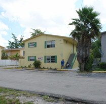 608 SW 16th Ave in Fort Lauderdale, FL - Building Photo