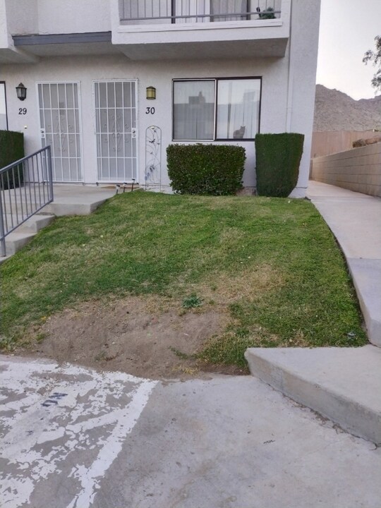 15888 Chehalis Rd in Apple Valley, CA - Building Photo