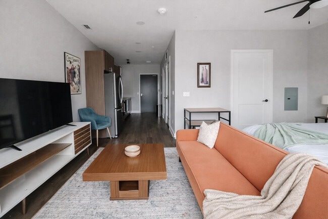 4802 Capitol Ave in Omaha, NE - Building Photo - Building Photo