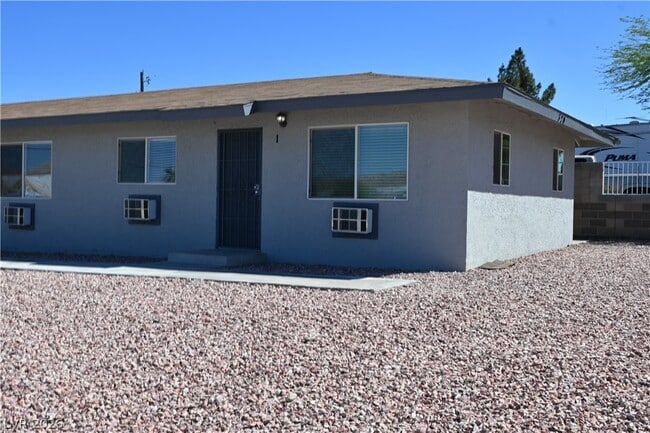 property at 320 N 16th St
