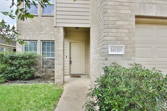 19539 Hancock Oak St in Cypress, TX - Building Photo - Building Photo