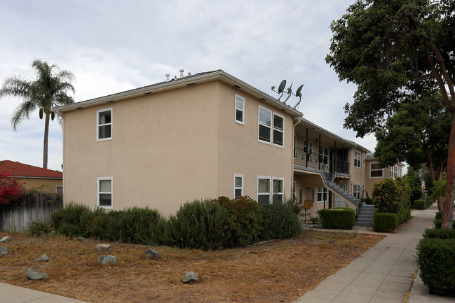 3073-3089 Meade Ave in San Diego, CA - Building Photo - Building Photo