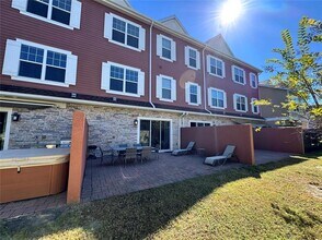 2628 Sunrise Shores Dr in Kissimmee, FL - Building Photo - Building Photo