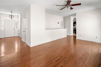 15 Moriah Ln in Asheville, NC - Building Photo - Building Photo