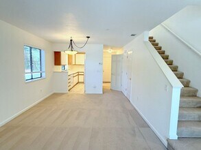 2574 Oak Rd in Walnut Creek, CA - Building Photo - Building Photo