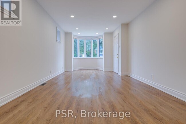110 Braemar Ave in Toronto, ON - Building Photo - Building Photo