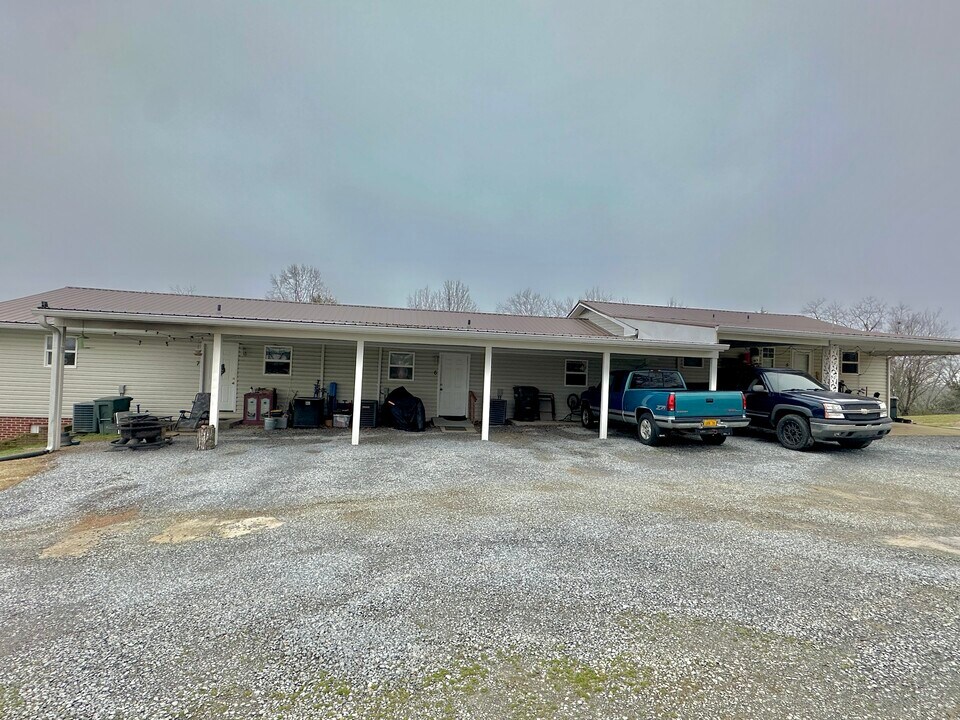 160 Kathy Ave in Greeneville, TN - Building Photo