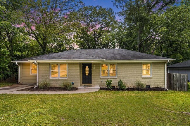 property at 2308 Scotty Cir