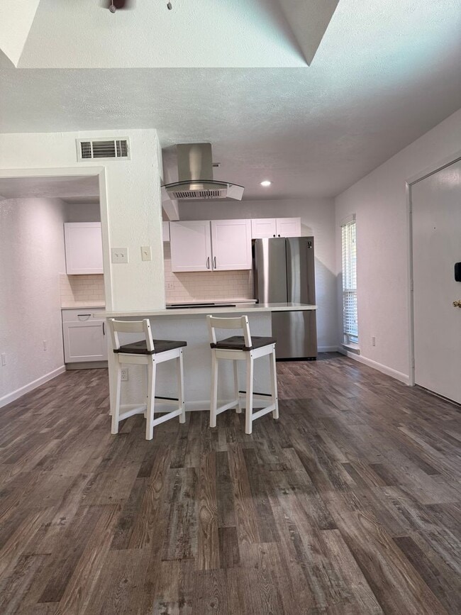 property at 4317 Hartford St