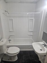 738 Prospect Ave, Unit Lower in Buffalo, NY - Building Photo - Building Photo