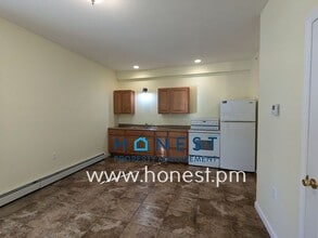 1635 Lewiston Rd in Litchfield, ME - Building Photo - Building Photo