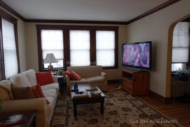 50 Colborne Rd, Unit 52 in Boston, MA - Foto de edificio - Building Photo