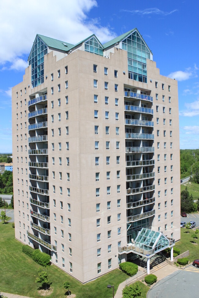 property at 7 Horizon Ct