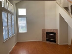 6149 St Andrews Way in Livermore, CA - Foto de edificio - Building Photo