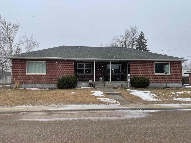 2 35th St N in Great Falls, MT - Building Photo