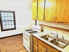2709 E Johnson St in Madison, WI - Building Photo - Building Photo
