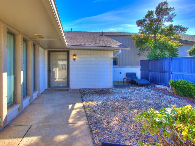 1508 Glenbrook Dr in Oklahoma City, OK - Building Photo - Building Photo