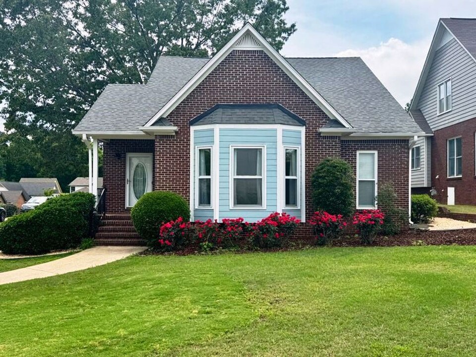 1133 Mayland Ln in Vestavia Hills, AL - Building Photo