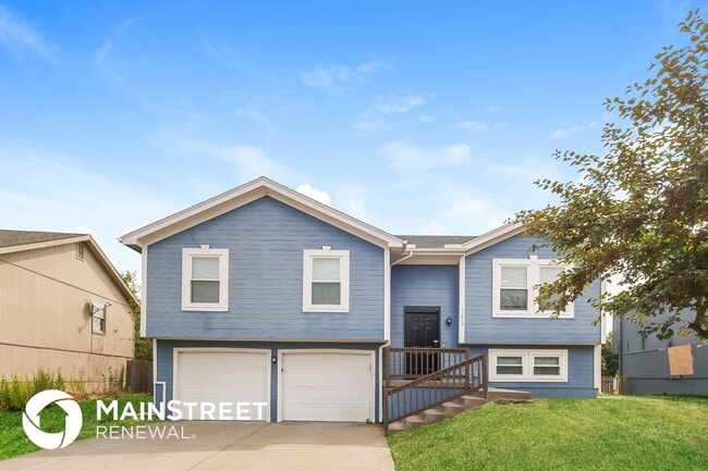 property at 11015 N Lewis Ave