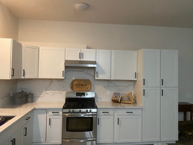 9762 Palm Dr in Desert Hot Springs, CA - Building Photo - Building Photo