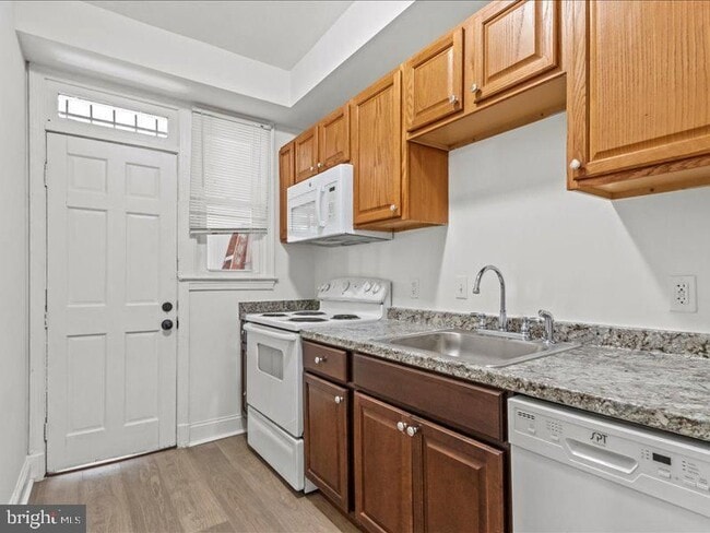 1258 Simms Pl NE in Washington, DC - Foto de edificio - Building Photo