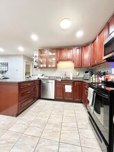 18 Glencoe St, Unit 30 in Boston, MA - Building Photo - Building Photo