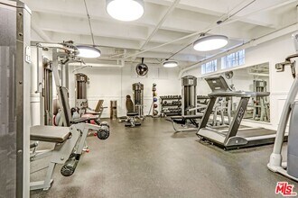 450 N Rossmore Ave in Los Angeles, CA - Building Photo - Building Photo