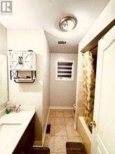 25 Windflower Rd in Brampton, ON - Building Photo - Building Photo