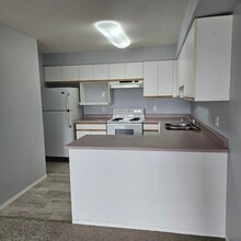 8537-8537 Young Rd in Chilliwack, BC - Building Photo - Building Photo