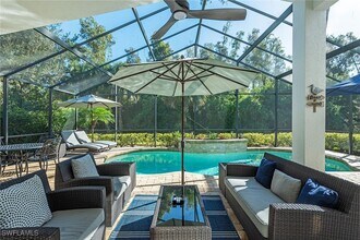 2438 Butterfly Palm Dr in Naples, FL - Building Photo - Building Photo