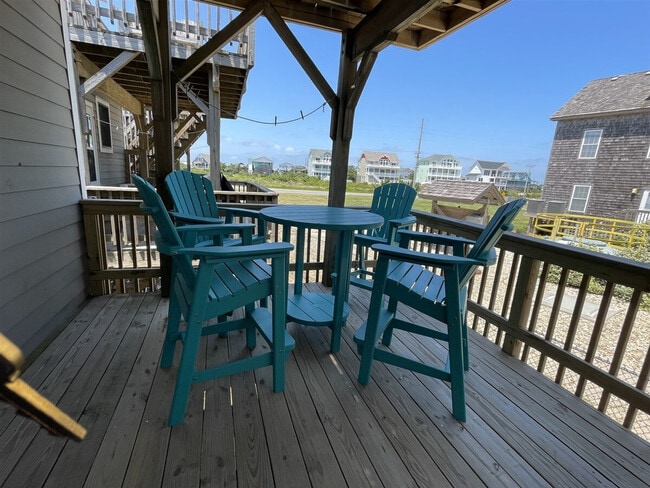 56821 North Carolina Hwy 12 in Hatteras, NC - Building Photo - Building Photo