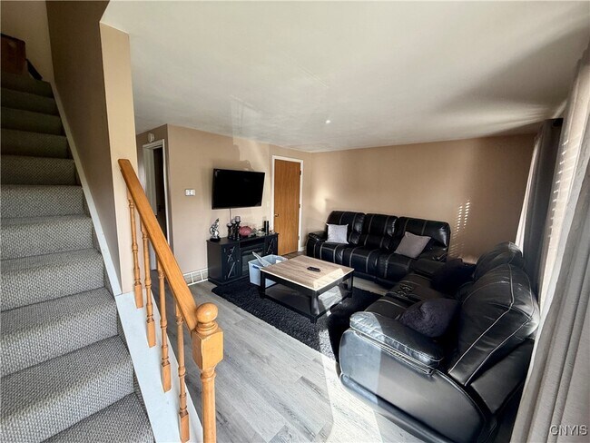 1336 Westcott St in Syracuse, NY - Building Photo - Building Photo