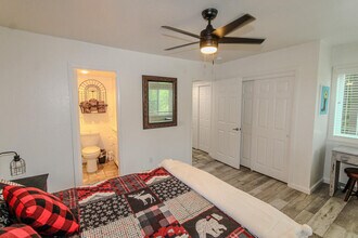 43063 Goldmine Woods Ln in Big Bear Lake, CA - Building Photo - Building Photo