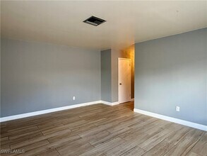 1073 San Remo Ave in Naples, FL - Building Photo - Building Photo