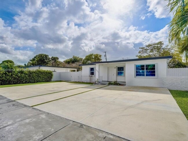 property at 9494 SW 39th St