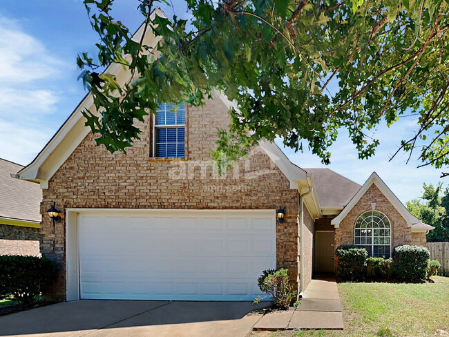 7068 Crape Myrtle Dr