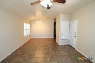 917 Brookview Dr in Copperas Cove, TX - Building Photo - Building Photo