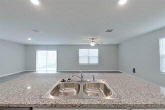 8694 SW 43rd Ter in Ocala, FL - Building Photo - Building Photo