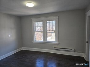 268 Pine St in Waterbury, CT - Building Photo - Building Photo