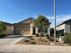 11222 W Chipman Rd in Tolleson, AZ - Building Photo - Building Photo