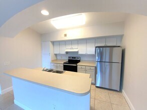 7945 Preserve Cir in Naples, FL - Building Photo - Building Photo