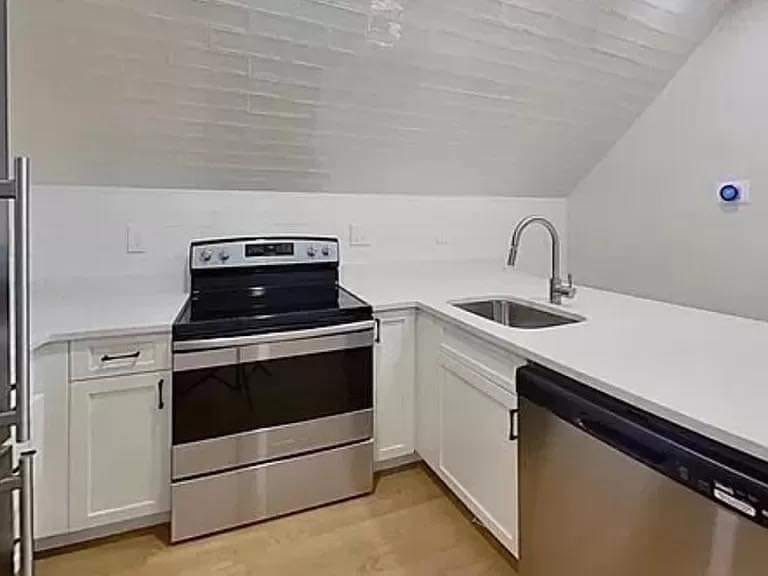 46 Ridgemont St, Unit 3 in Boston, MA - Building Photo