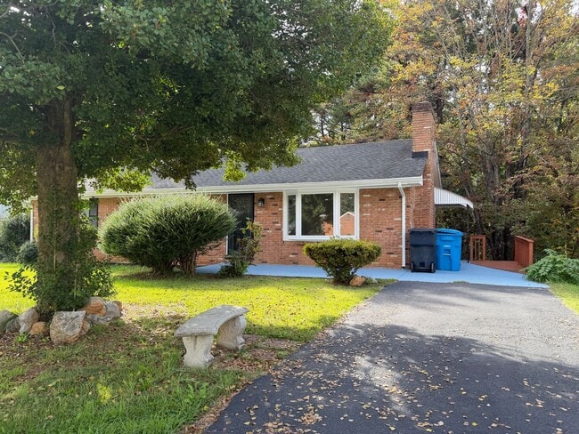 4928 Showalter Rd NW in Roanoke, VA - Building Photo - Building Photo